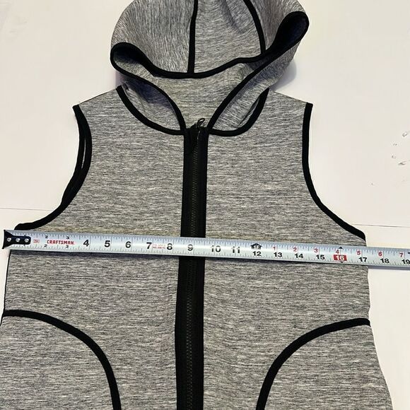 Lululemon athletica insculpt reversible women’s vest size 6 - Picture 10 of 11